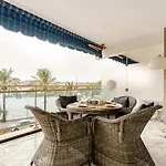 Terrasse En Front De Апартаменти *