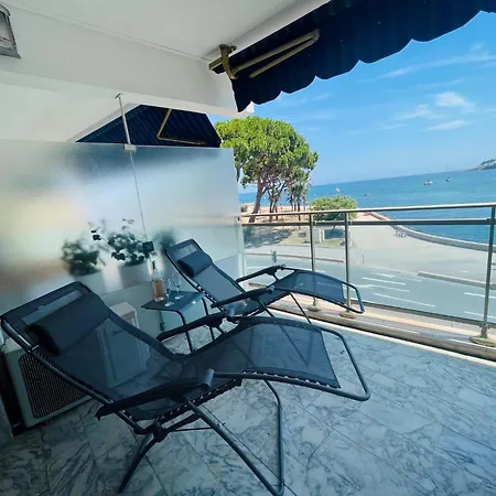 Апартаменти Terrasse En Front De