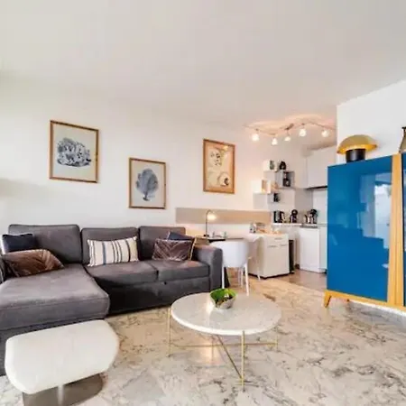 Terrasse En Front De Αντίμπ