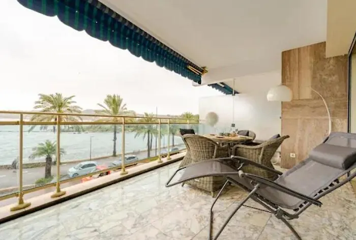 Apartment Terrasse En Front De Antibes