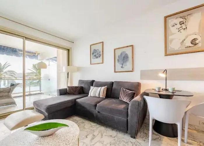 Terrasse En Front De * Antibes